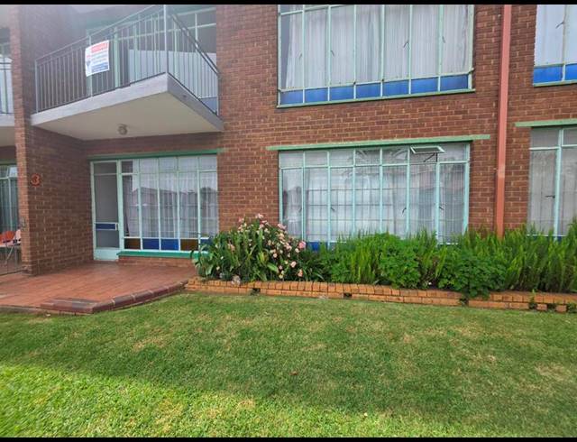 2 BEDROOM APARTMENT FOR SALE IN CRUYWAGEN PARK